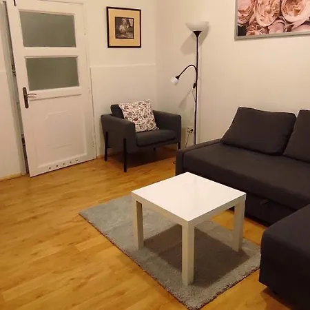 Apartamento Fsqh Under Szeged
